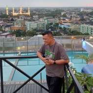 ronie j